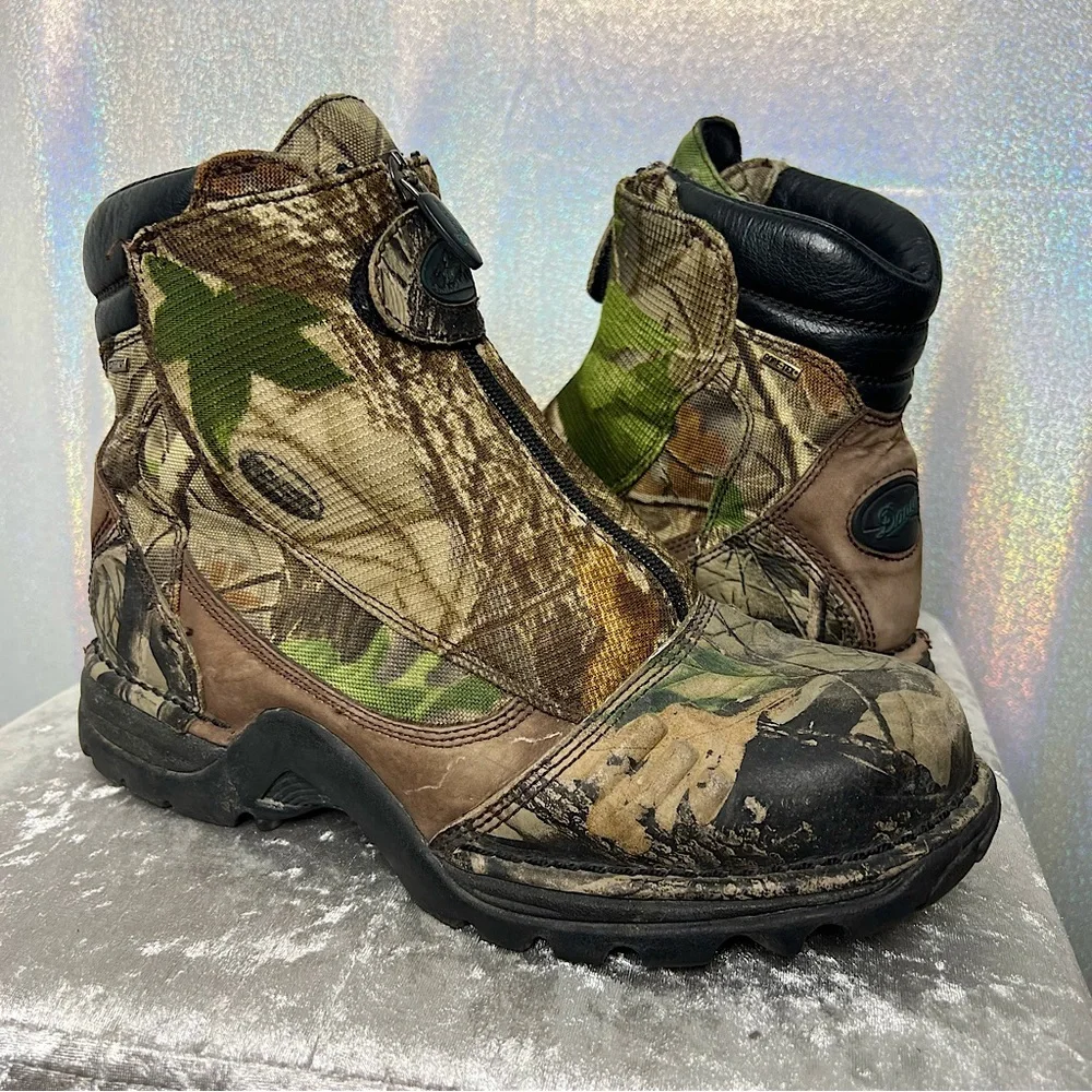 Danner boots camouflage green tree realistic camo hunting fishing outdoors hike